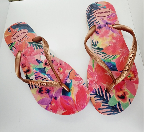 Havaianas Floral Pink 9-10  Sandals Slim Tropical Sz 39 / 40 - Picture 1 of 6